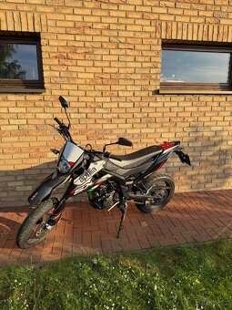 Prodám Aprilia sx 125 - 6