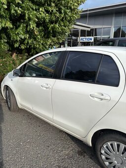 Toyota Yaris 1.3 vvti - 6