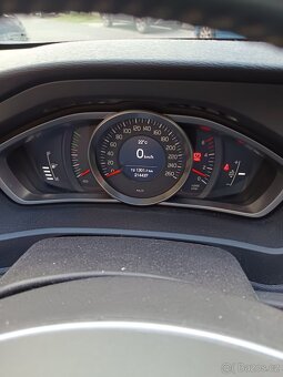 Prodám Volvo V40 nafta - 6
