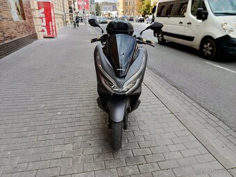 Hond PCX 125 - 6