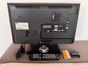 Televize Samsung UE22D5000NW - 6