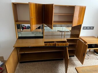 Obývaci stěna + skříně - 6