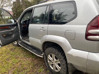 toyota land cruiser 120 3D 2003-2004 - 6