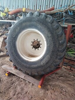 Pneu 800 s diskem - 6