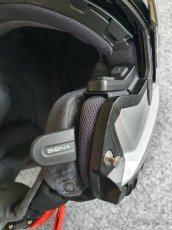 Schuberth C3 PRO s komunikátorem - 6