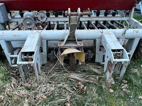 Secí stroj na trávu, přísev do drnu - 6