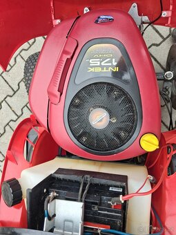 ZAHRADNI TRAKTOR - 6