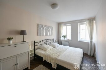 Pronájem bytu 3+kk 68 m² ulice Záhřebská, Praha 2 - část obc - 6