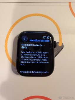 Apple Watch Series 7 – 45mm Midnight GPS + sportovní řemínek - 6