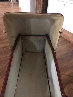 Retro kočárek pro panenky - 6