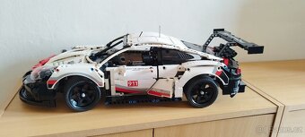LEGO Technic 42096 - Porsche 911 RSR - 6