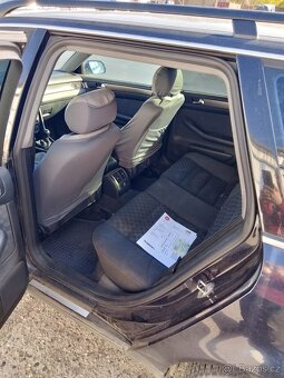 Audi A6 Avant 2.5TDI - 6