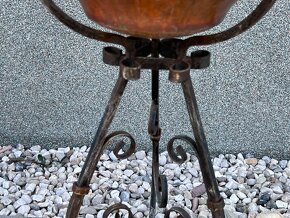 Starý stojan s květináčem kované železo a měď - 6