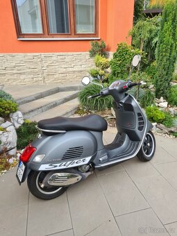 Vespa 300 GTS - 6