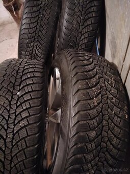 4ks alu disky orig. Vw 5x112 R17 pneu 205/55 R17 8mm - 6