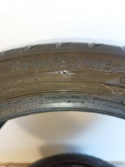 Bridgestone 225/40/18 - 6