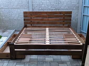 Prodám manželskou postel 180cm x 200cm - 6