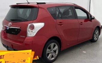 TOYOTA VERSO - 6