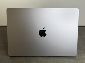MacBook Air 15'' 2023 / M2 / 8GB / 512GB SSD / Space Gray - 6