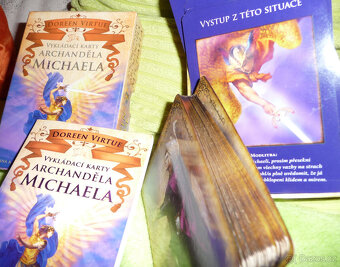 Vykládací karty Archanděla Michaela - 44 karet + kniha - 6