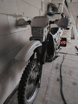 Yamaha DT 125 - 6