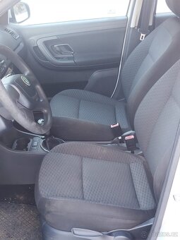 ŠKODA FABIA 1,6 TDI 66kW KOMBI - 6