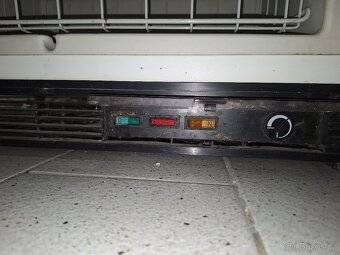 mrazák šuplíkový - 6