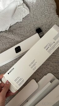 Apple Watch SE 40 mm + milánský tah - 6