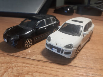 Modely aut, kovové 1:34 cca, Welly, Maisto, VW MK1, Trabant - 6