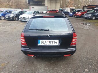 mercedes benz C 3.0 benzín 4 x 4 6V - 6
