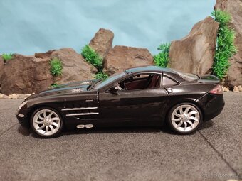 Prodám model 1:18 Mercedes McLaren SLR - 6