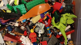 Lego volné, směs kostek a figurek - 6