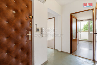 Prodej bytu 2+1, 56 m², Beroun, ul. Slapská, lodžie - 6