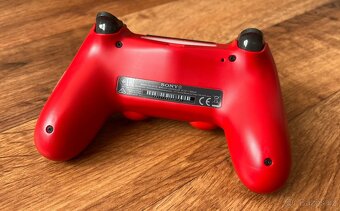 Originální ovladač Sony Dualshock 4 V2 pro PS4 (CUH-CZT2E) č - 6