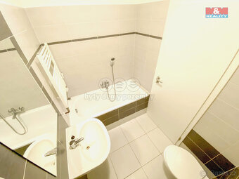 Pronájem bytu 1+kk, 38 m², Lovosice, ul. Osvoboditelů - 6