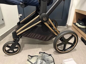 Komplet cybex priam indigo blue + podvozek rosegold - 6