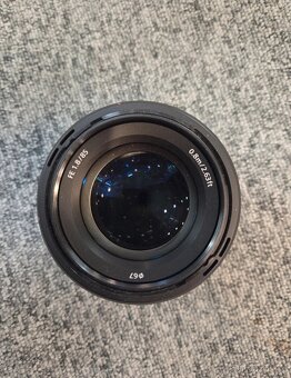 Sony FE 85mm f1. 8 - 6