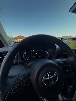 Toyota Yaris Cross 4x2 1.5 Hybrid Elegant- 15.000 km - 6