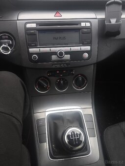 Prodám Passat B6 1.9tdi - 6