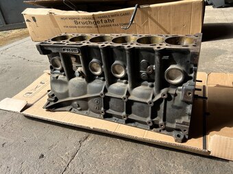 BMW E36 M3 S50B30 blok motoru 1316934 - 6