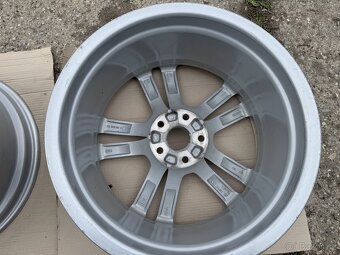 2ks alu disků audi r18 - 6