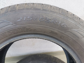 215/65R16 102H GOODYEAR EFFICIENT GRIP SUV 4X4 - 6