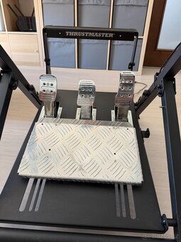 Thurstmaster racing wheel simulátor - 6