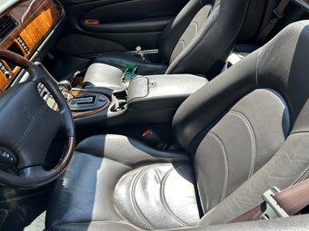 Jaguar XKR 4.2 convertible - 6