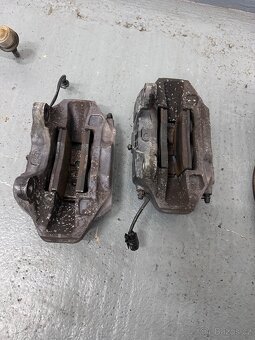 VW Touareg 3.0Tdi přední brzdy Brembo - 6
