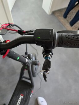 Elektrická koloběžka iScooter i12-III - 6