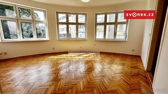 Pronájem kancelářských prostor v centru Zlína - 6
