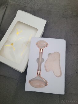 Gua Sha sada 2 kameny ruzenin masážní proti vráskám - 6