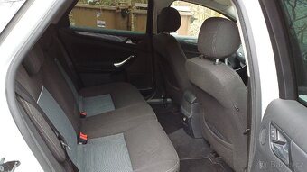 Ford Mondeo 2012 - 6