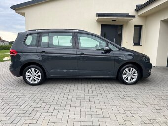 VW Touran 2.0TDi DSG 2019 - 6